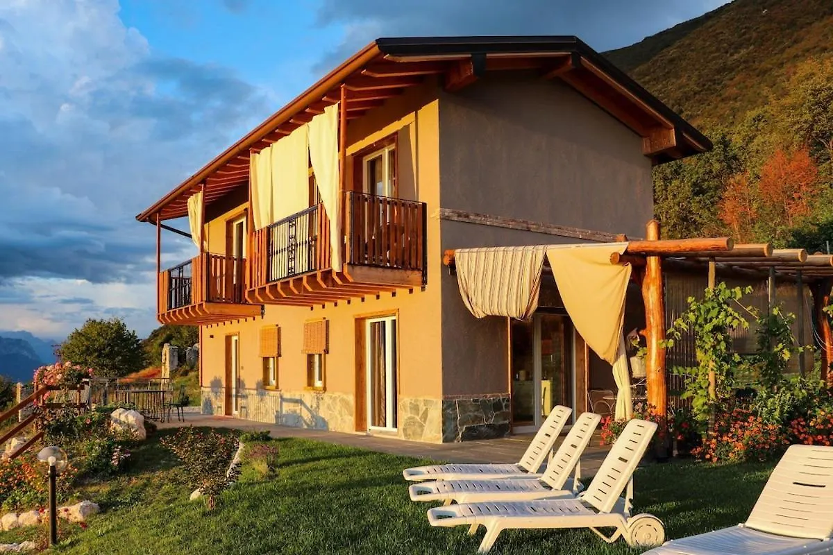 Residenza Villa Monica Malcesine 0*,
